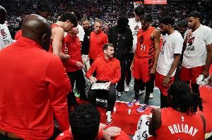 队记:杨瀚森不仅要适应NBA还要适应开拓者 揠苗助长不利于他成长