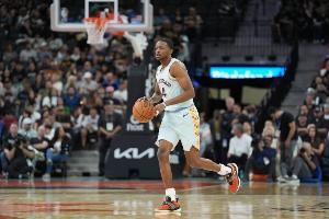 福克斯:我听从医疗团队的建议 球队保护我也是想保护好这份资产